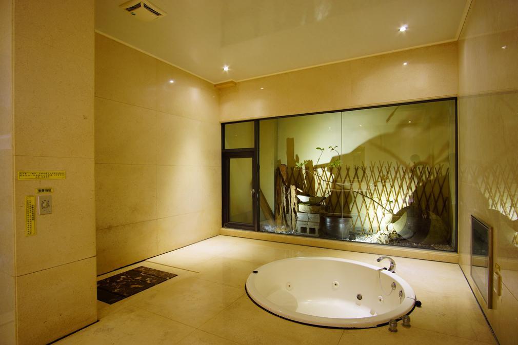 Water City Motel Daya Екстериор снимка