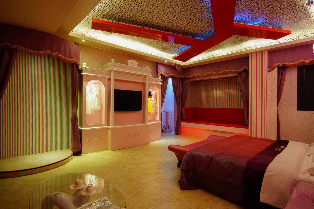 Water City Motel Daya Екстериор снимка
