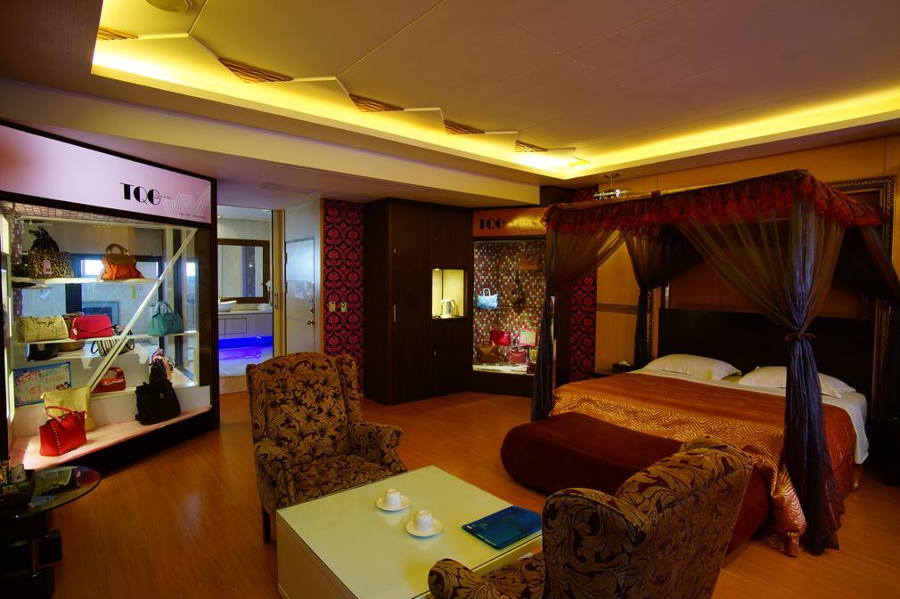 Water City Motel Daya Екстериор снимка