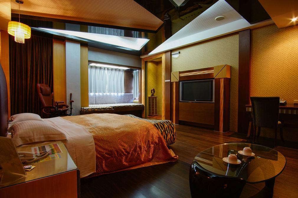 Water City Motel Daya Екстериор снимка