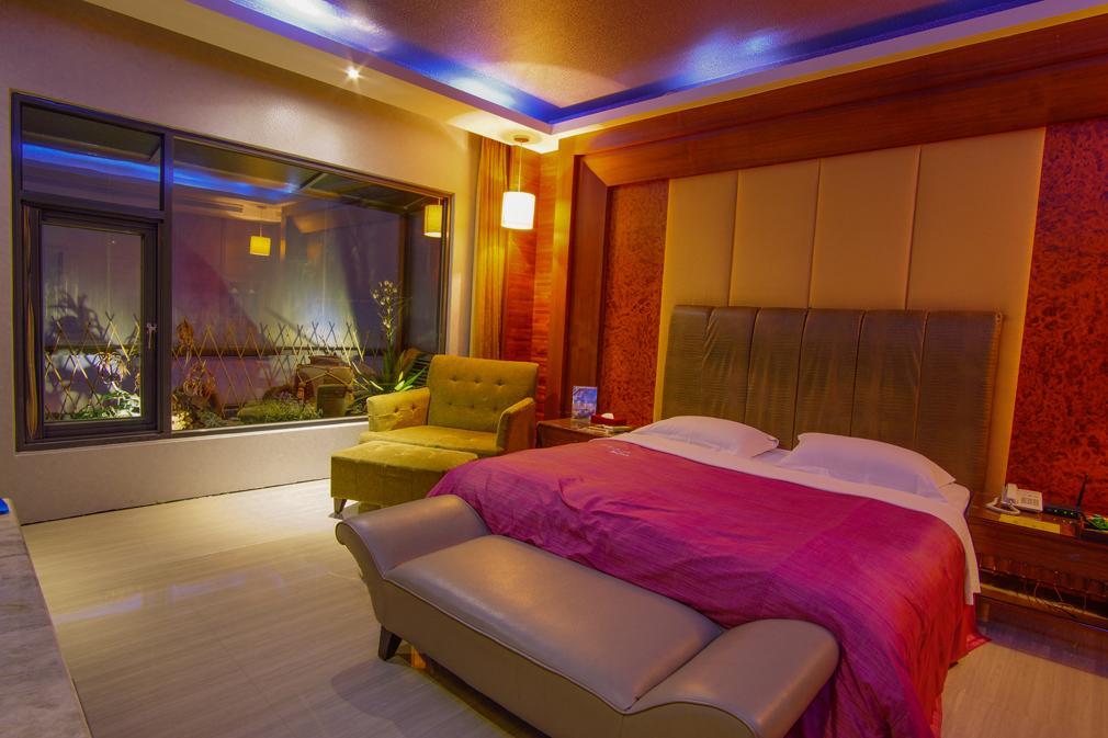 Water City Motel Daya Екстериор снимка