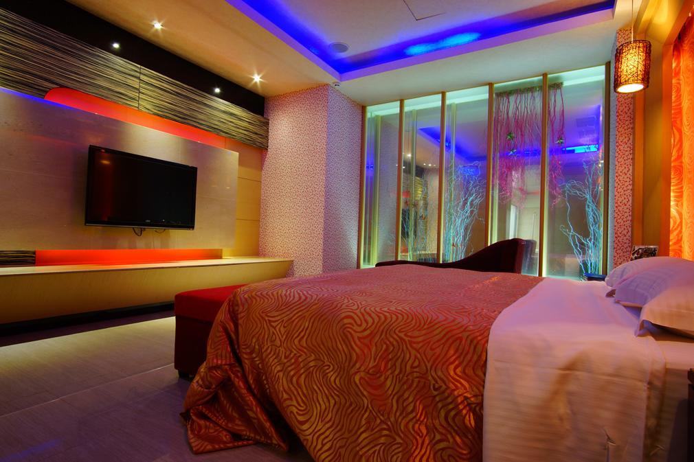 Water City Motel Daya Екстериор снимка
